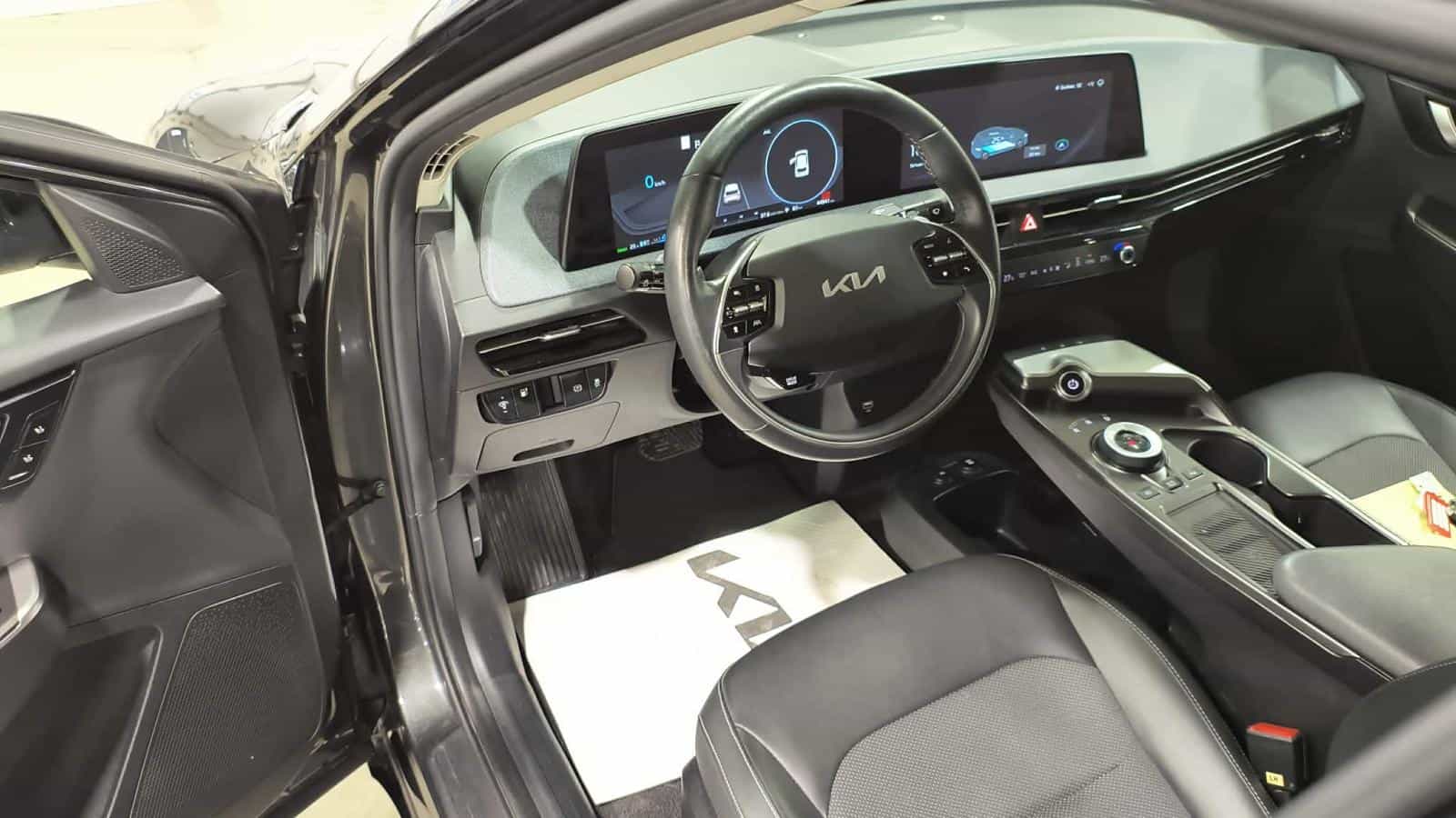 Image 14 Kia EV6 Long Range Awd *Cuir *Gps *Carplay *Caméra *Cruise 2023