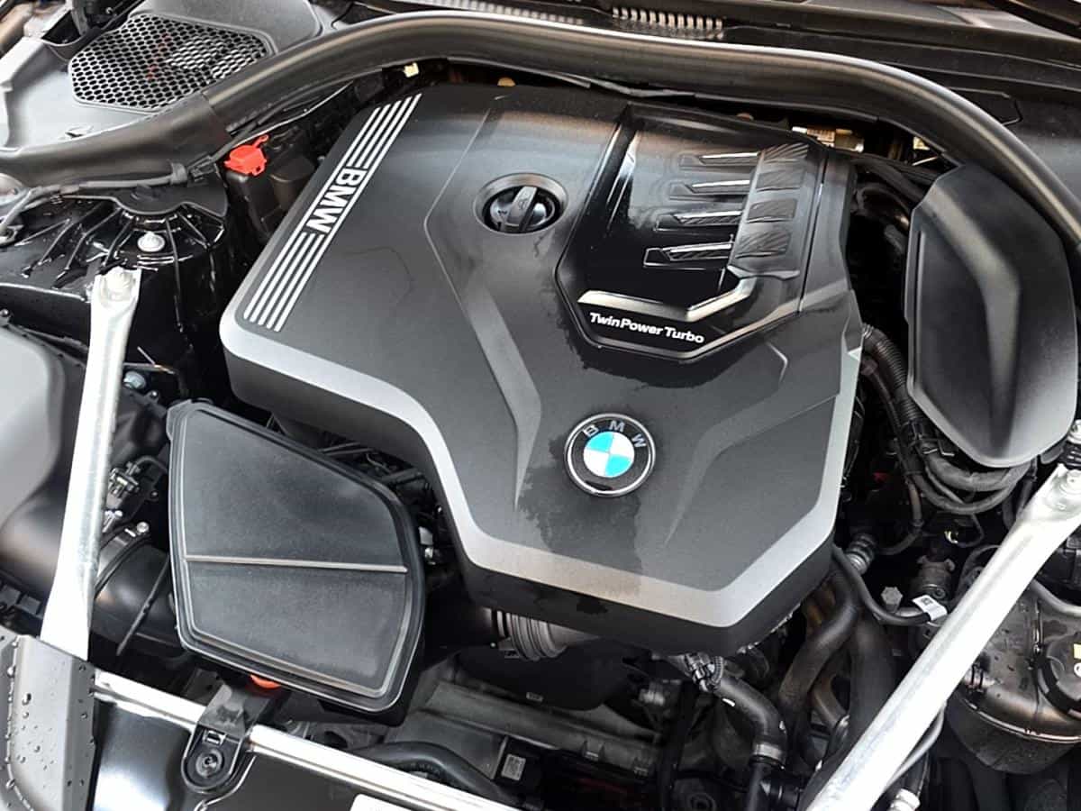 2022 BMW 530i 530i xDrive TURBO *TOIT *BIZONE *VOLANT *GPS *CUIR - Image 7