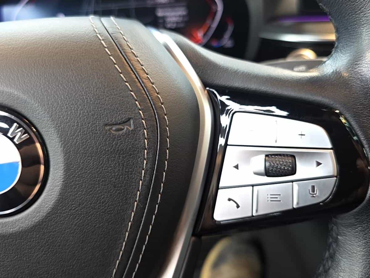 2022 BMW 530i 530i xDrive TURBO *TOIT *BIZONE *VOLANT *GPS *CUIR - Image 37