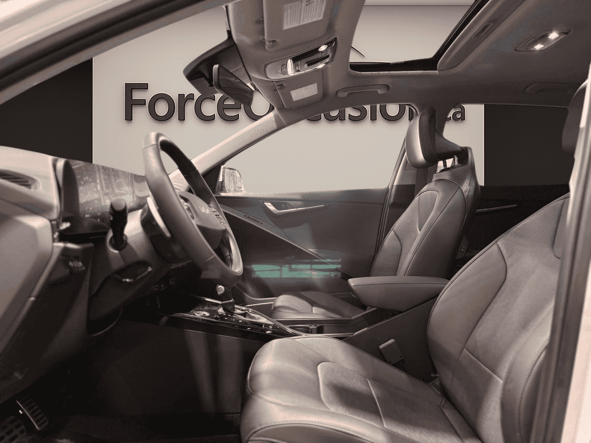 2025 Kia Niro HEV Sx *Gps *Cuir *Toit *Carplay *Caméra 360° *Harman Kardon - Image 7