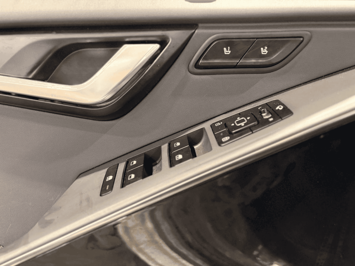 2025 Kia Niro HEV Sx *Gps *Cuir *Toit *Carplay *Caméra 360° *Harman Kardon - Image 24