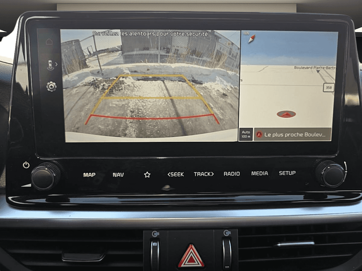 2023 Kia Forte Gt-Line *Cuir *Toit *Caméra *Carplay *Volant Chauff - Image 17