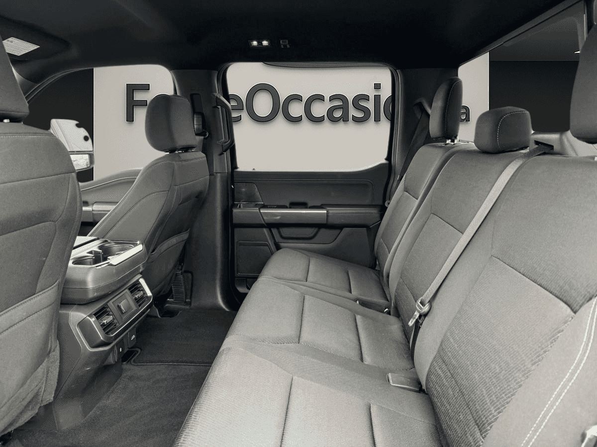 Image 7 Ford F-150 XL cabine SuperCrew 4RM caisse de 5,5 pi 2023