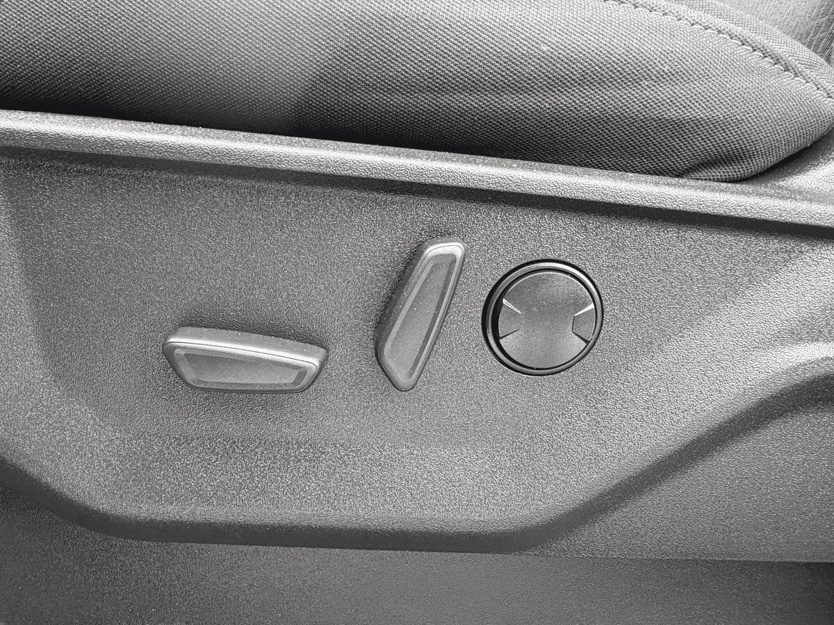 Image 19 Ford F-150 XL cabine SuperCrew 4RM caisse de 5,5 pi 2023