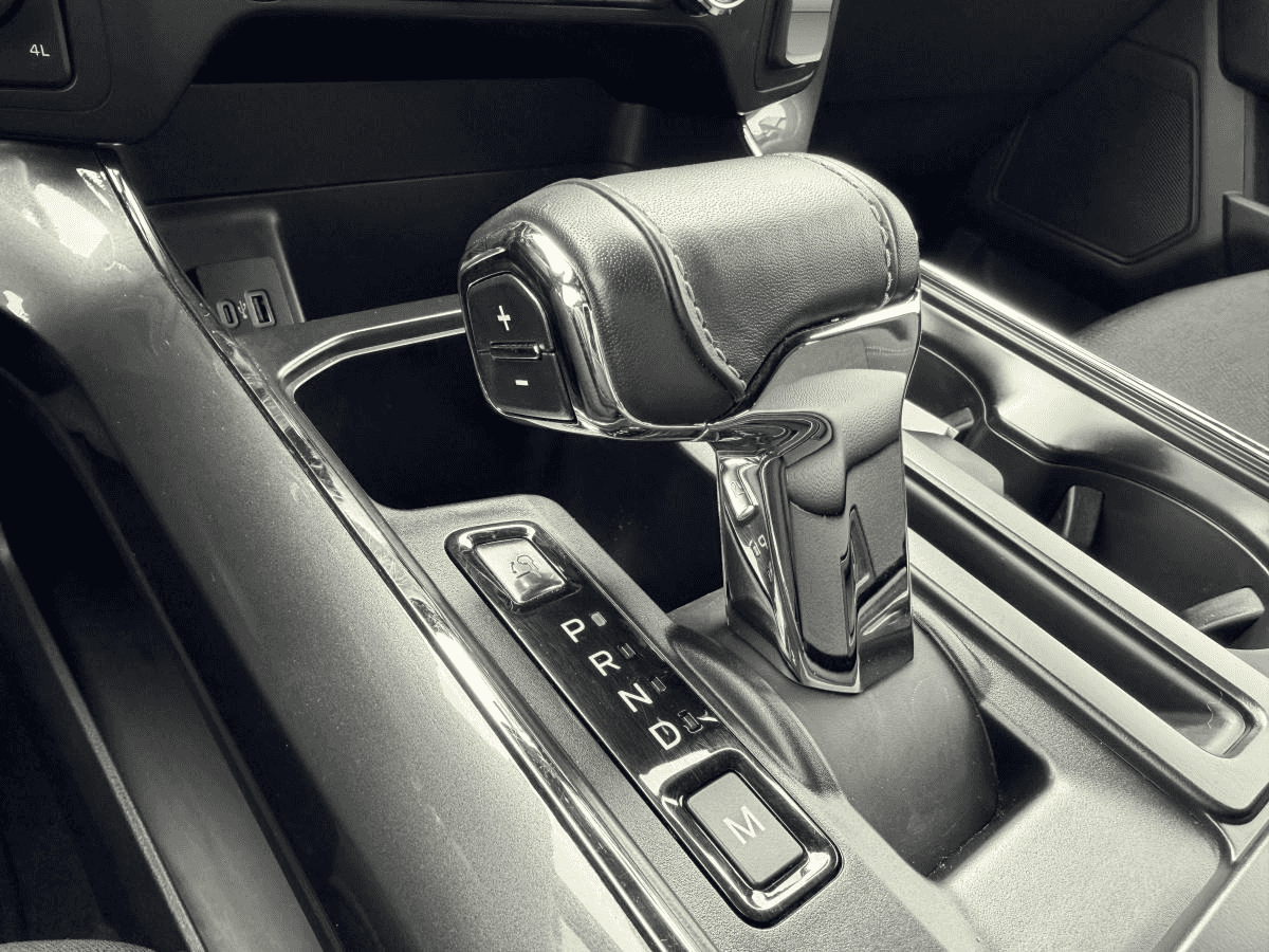 Image 21 Ford F-150 XL cabine SuperCrew 4RM caisse de 5,5 pi 2023