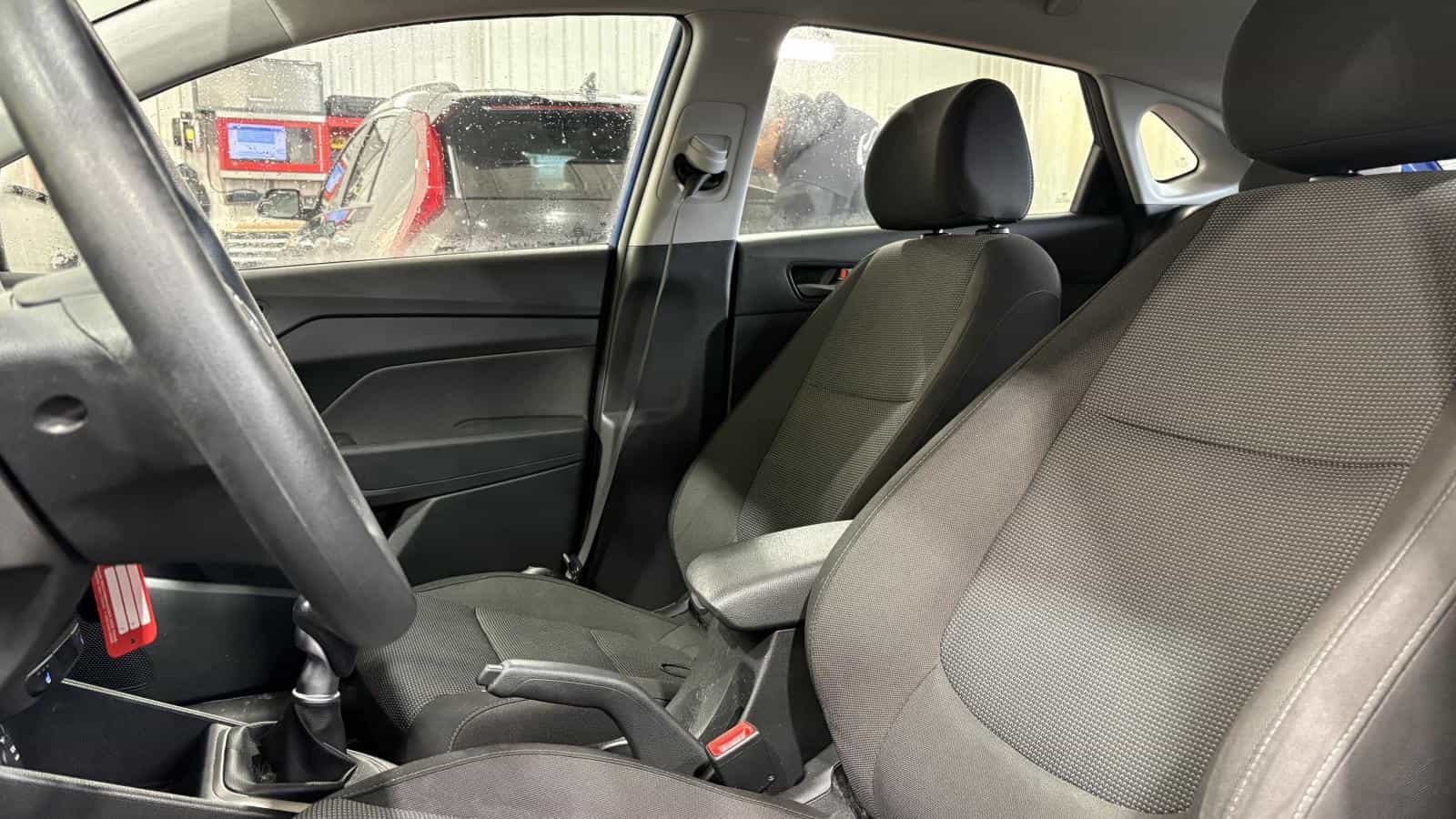 2019 Hyundai Accent Preferred *SIEGES CHAUFF *CARPLAY *CAMÉRA - Image 11