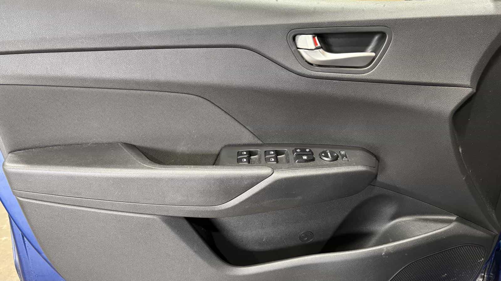 2019 Hyundai Accent Preferred *SIEGES CHAUFF *CARPLAY *CAMÉRA - Image 13