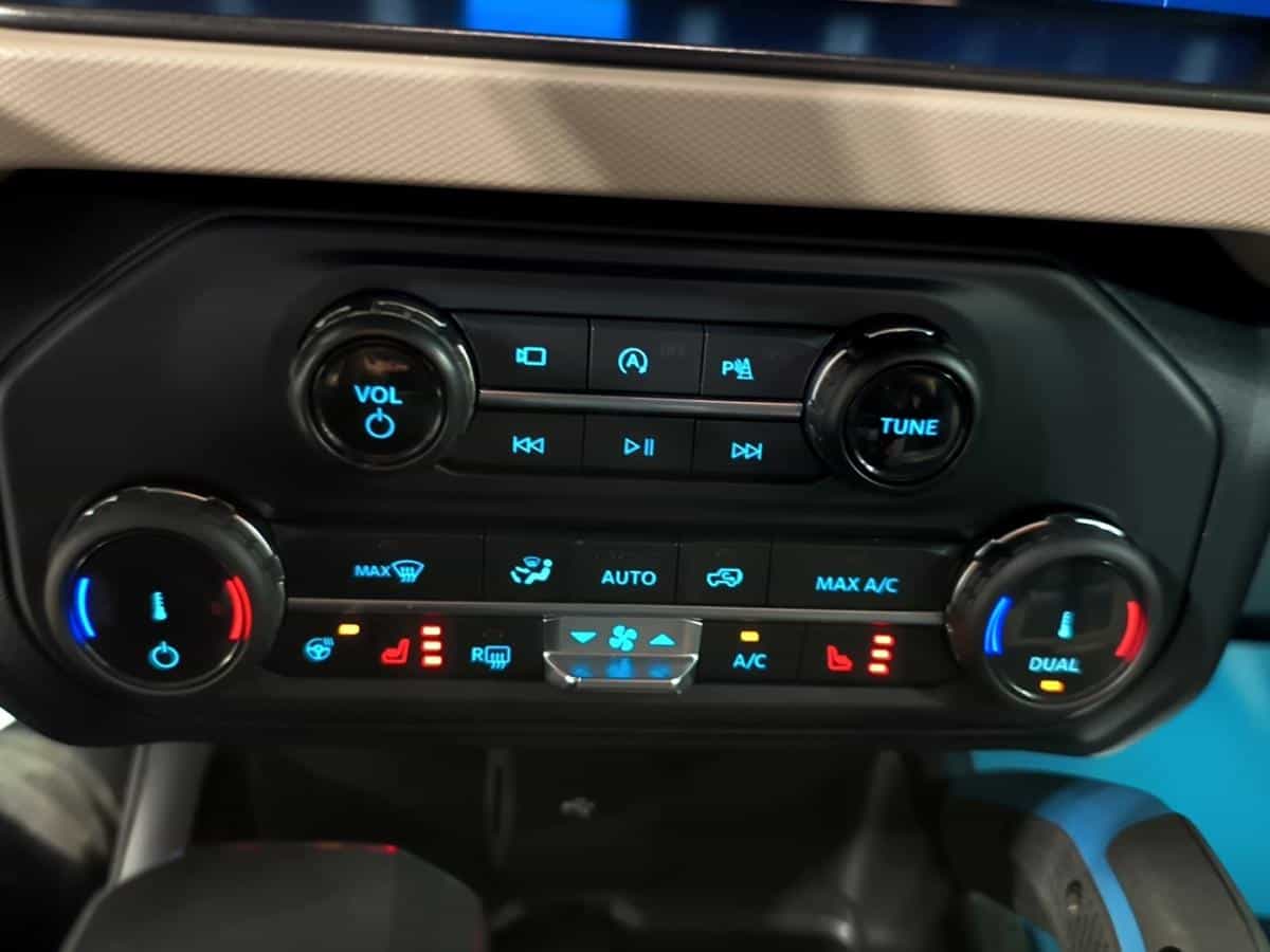 2022 Ford Bronco Base* 4X4* Volant Chauffant* Sieges Chauffant* - Image 26