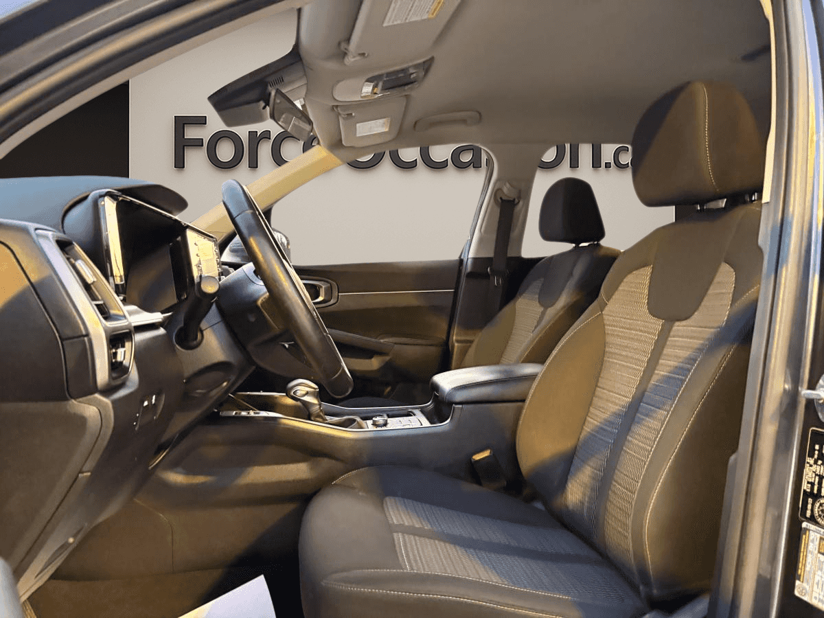 2023 Kia Sorento LX Premium *AWD *SIEGES CHAUFF *CARPLAY *CAMERA *CRUISE - Image 7