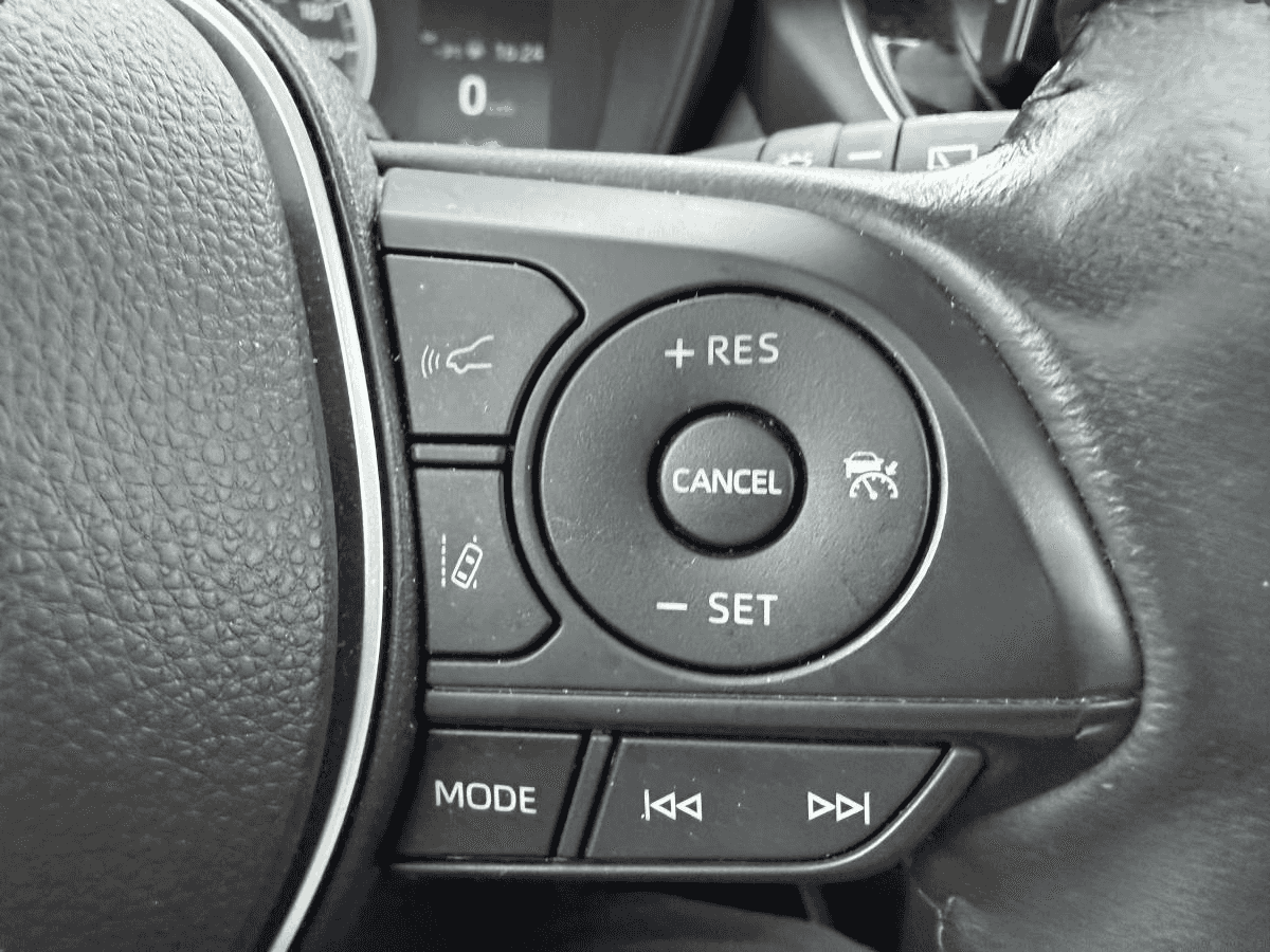 2022 Toyota Corolla Cross Le Awd - Bas Kilometrage - - Image 10