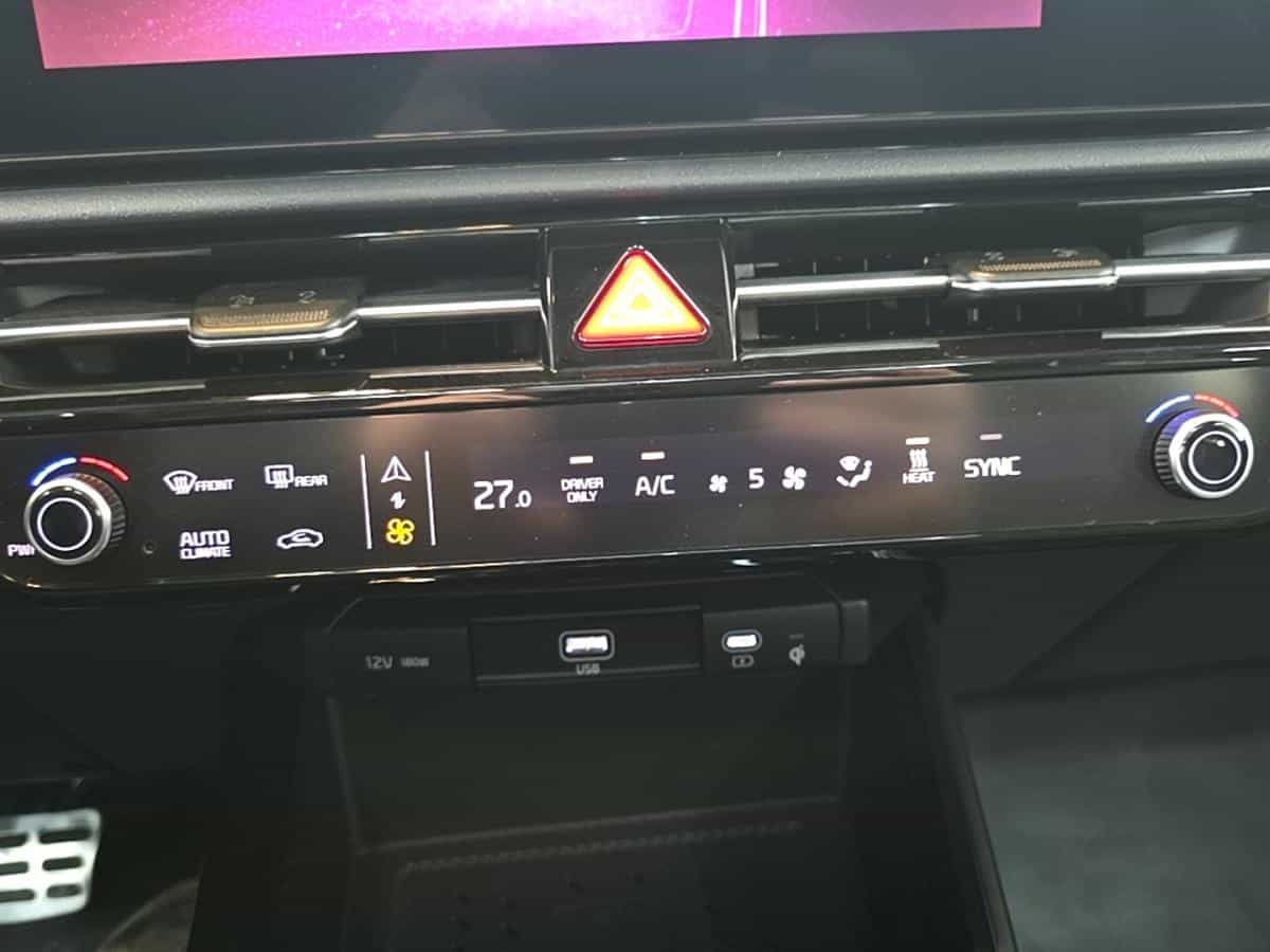 Image 22 Kia Niro EV Wave * Fwd * 201Hp * Caméra * Cuir * Toit * Harman Kardon * 2024