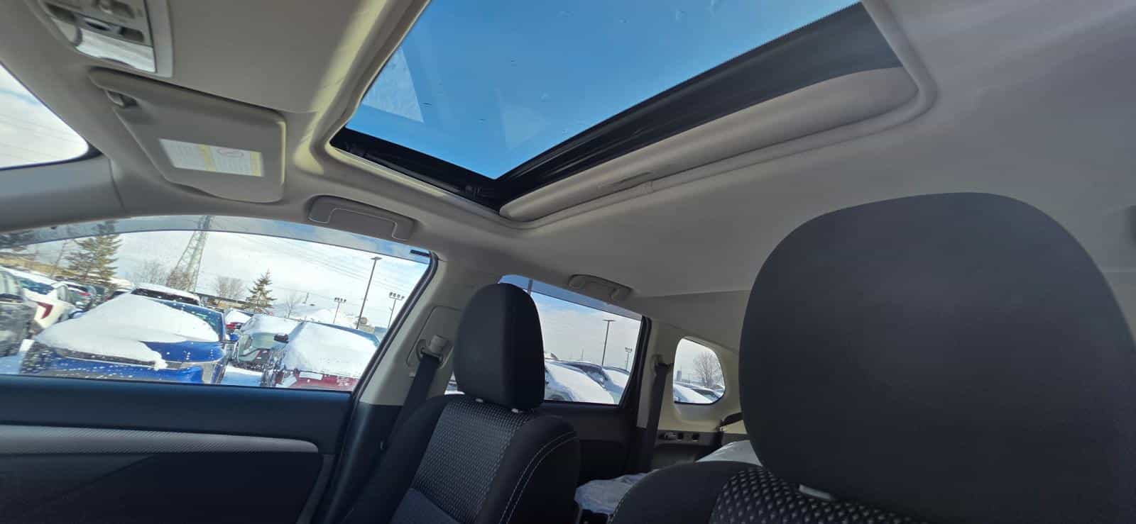 Image 12 Mitsubishi Outlander Se V6 *Awd *Toit *Bizone *Caméra *7 Pass 2016