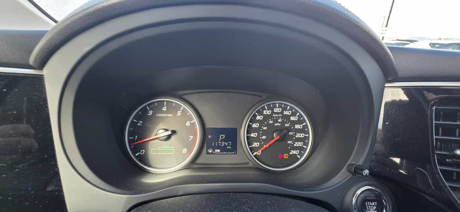 Image 15 Mitsubishi Outlander Se V6 *Awd *Toit *Bizone *Caméra *7 Pass 2016