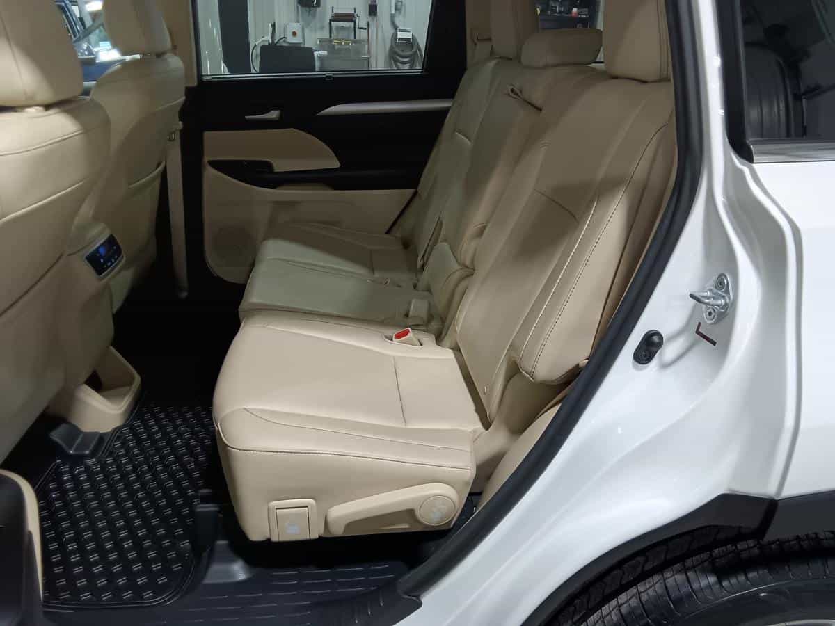 2016 Toyota Highlander Xlw* Awd* Cuir* Gps* Sieges Chauffants* - Image 24