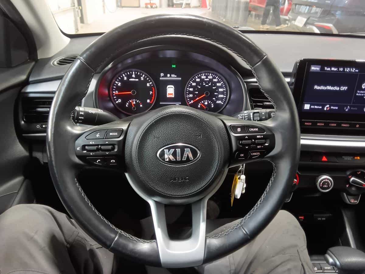 2021 Kia Rio5 Ex Premium* Toit* Sieges Chauffant* Volant Chauffant* - Image 4
