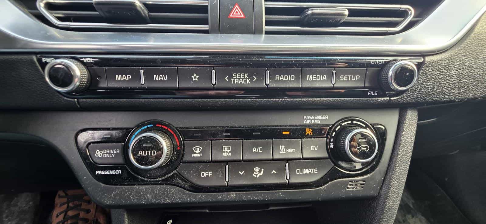 Image 28 Kia Niro SX Touring *TOIT *CUIR *GPS *AUDIO HARMAN/KARDON 2021