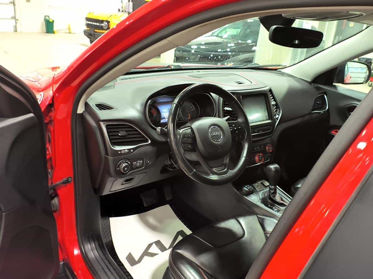 2019 Jeep Cherokee Trailhawk *4x4 *CUIR *GPS *CAMÉRA *ÉCRAN TACTILE - Image 10