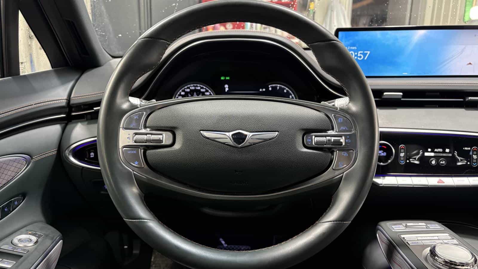 2024 Genesis GV70 2.5 TURBO Advanced Plus *AWD *TOIT PANO *CUIR *GPS *CAMÉRA 360 - Image 10