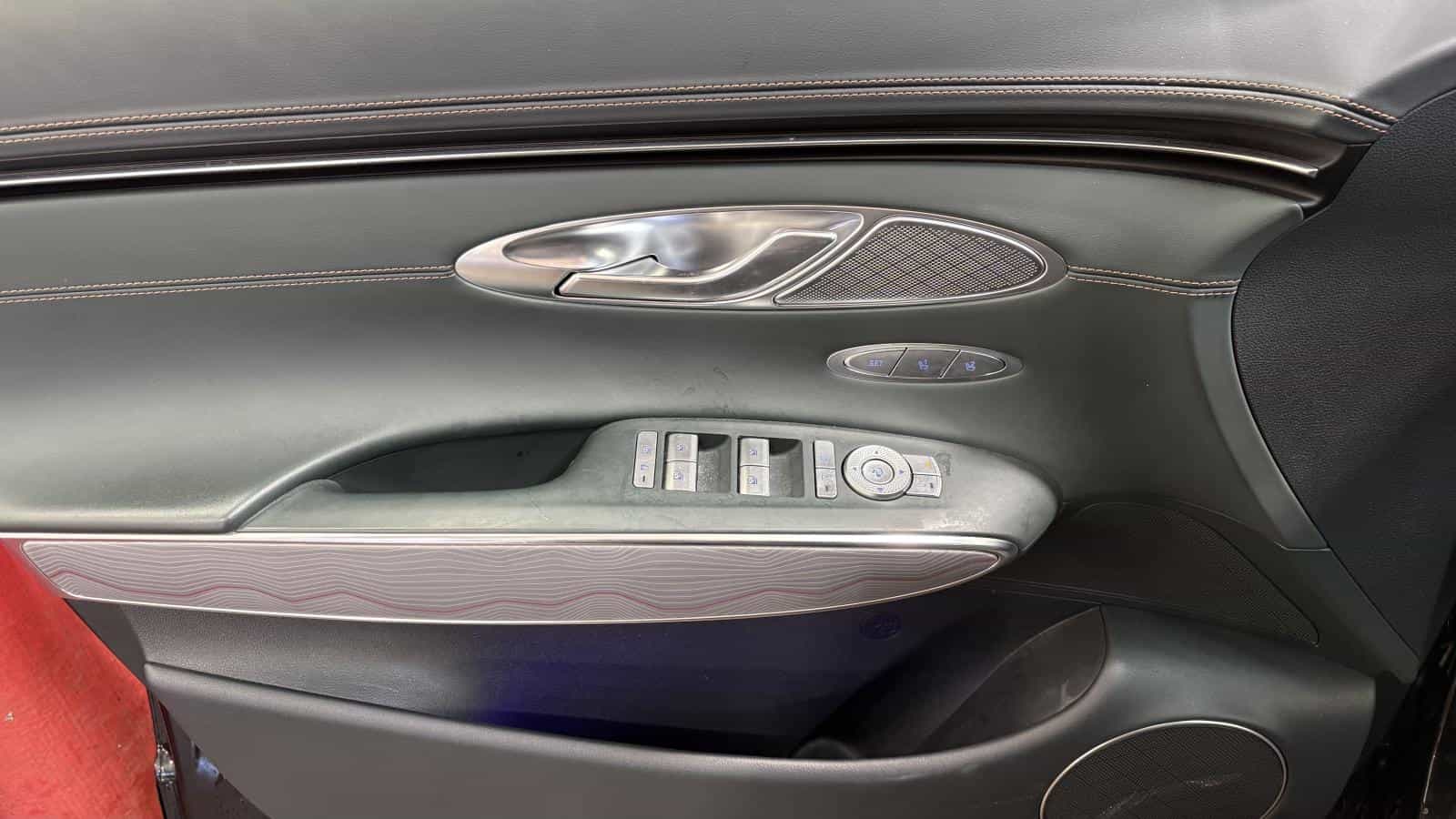 2024 Genesis GV70 2.5 TURBO Advanced Plus *AWD *TOIT PANO *CUIR *GPS *CAMÉRA 360 - Image 11