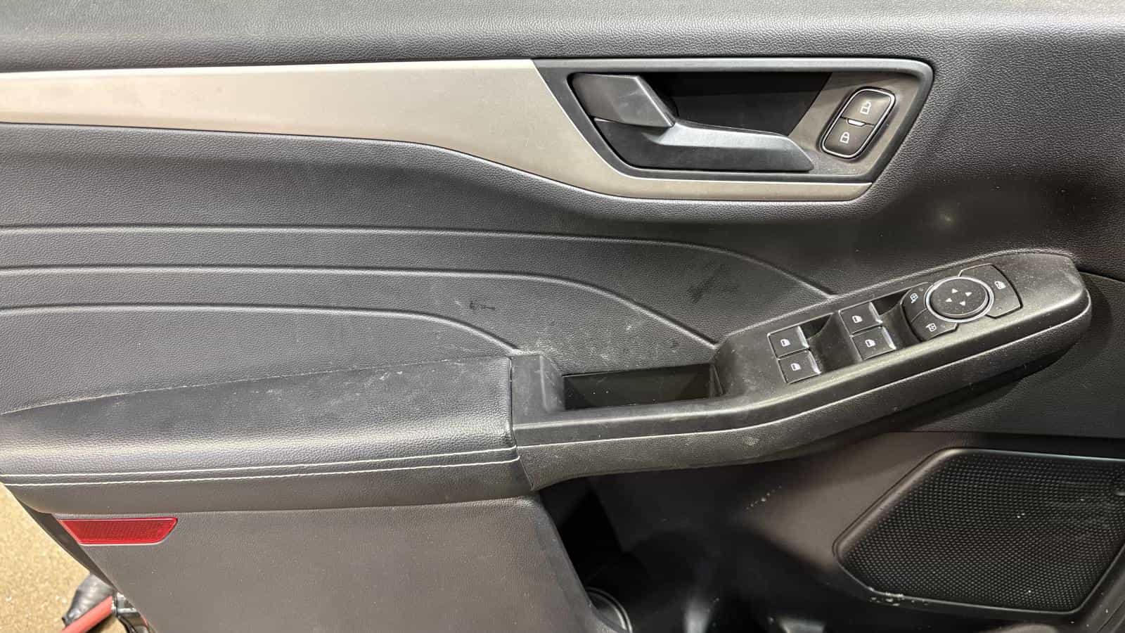 Image 11 Ford Escape Plug-In Hybrid Se *Bizone *Volant/Siege Chauffant *Caméra *Carplay 2022