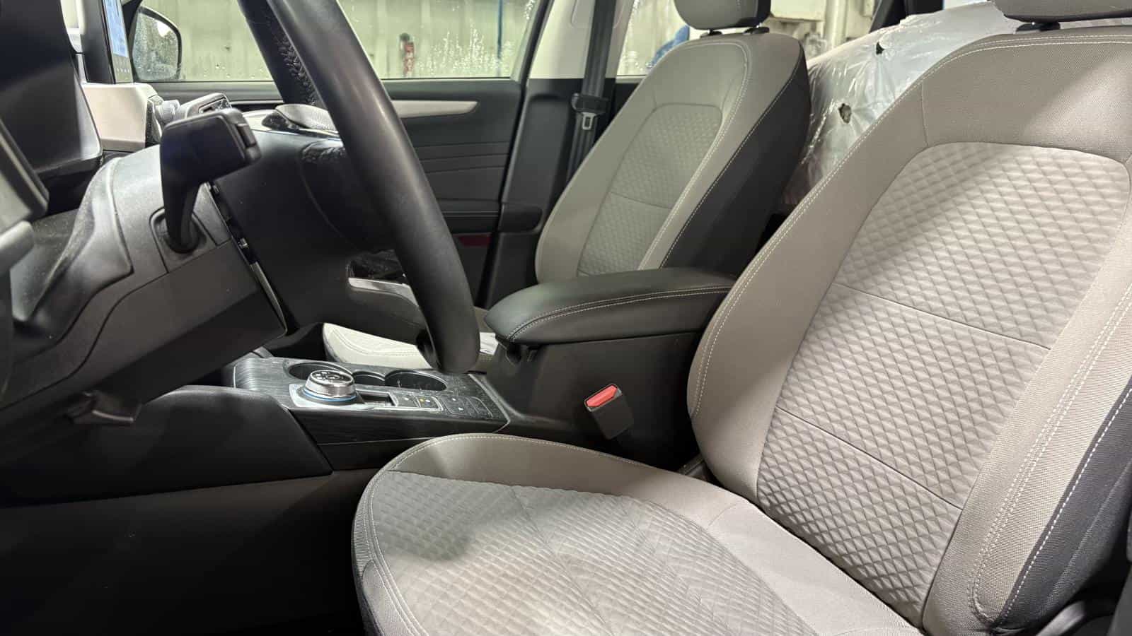 Image 13 Ford Escape Plug-In Hybrid Se *Bizone *Volant/Siege Chauffant *Caméra *Carplay 2022