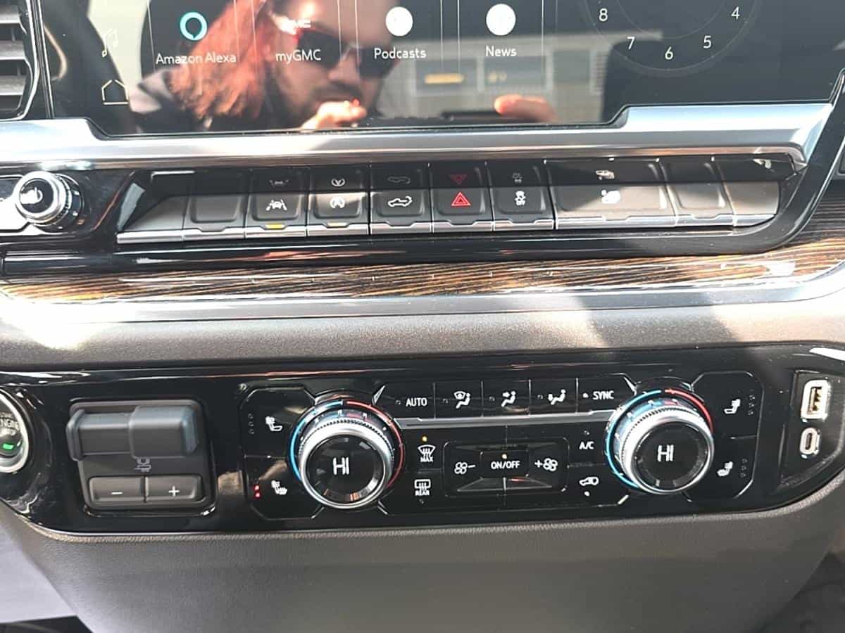 2024 GMC Sierra 1500 Elevation 2.7L TURBO *5.10 pi *6 PLACES *BIZONE *GPS - Image 27