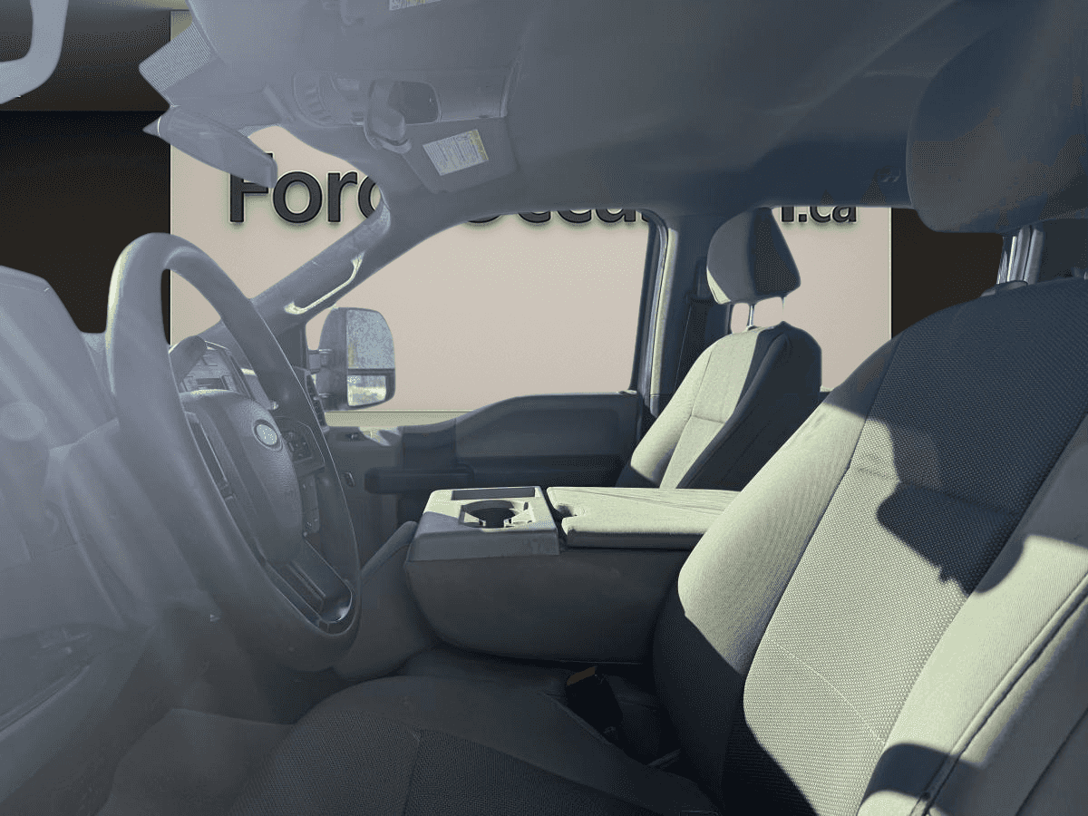 2022 Ford Super Duty F-350 SRW XL cabine 6 places 4RM caisse de 6,75 pi - Image 3