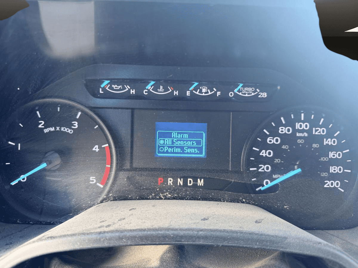 2022 Ford Super Duty F-350 SRW XL cabine 6 places 4RM caisse de 6,75 pi - Image 13