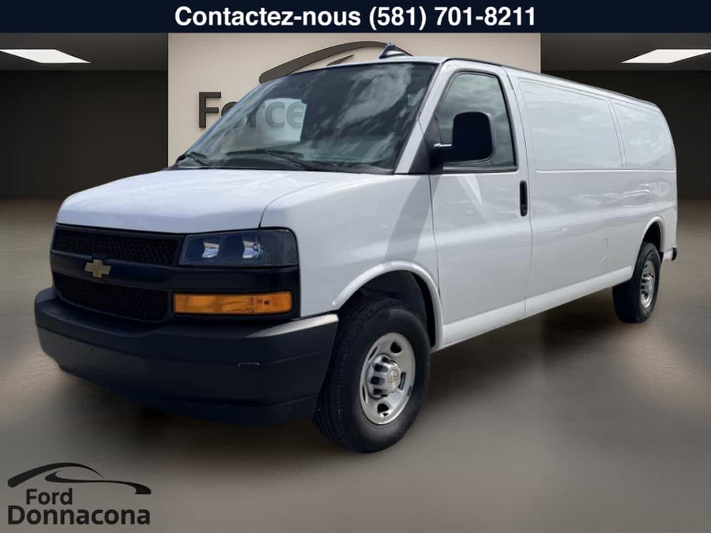 Image 1 Chevrolet Express Cargo 2500 - Bas Kilometrage - 2024