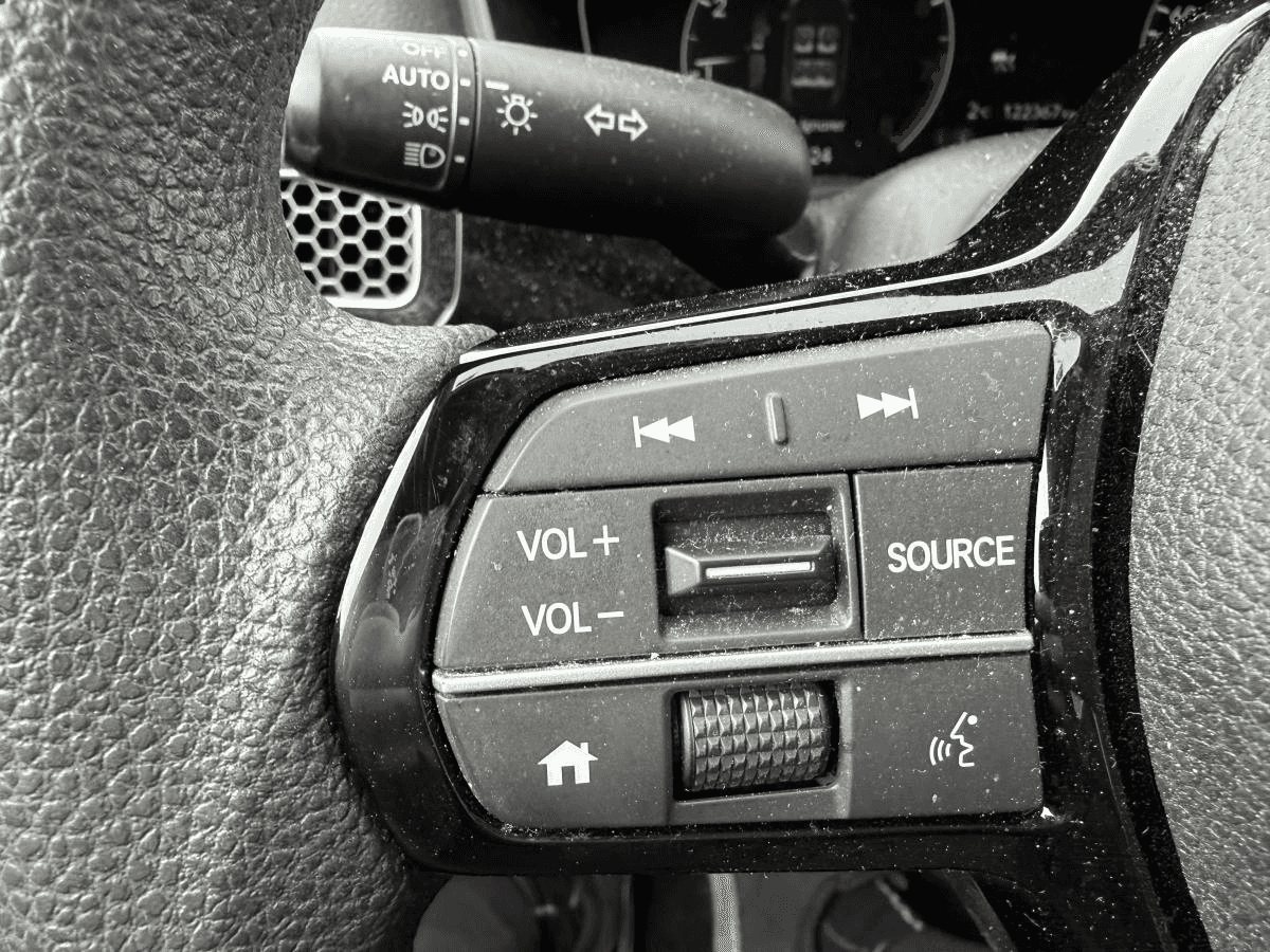 Image 10 Honda Civic Lx - Entretenue Au Concessionnaire - 2022