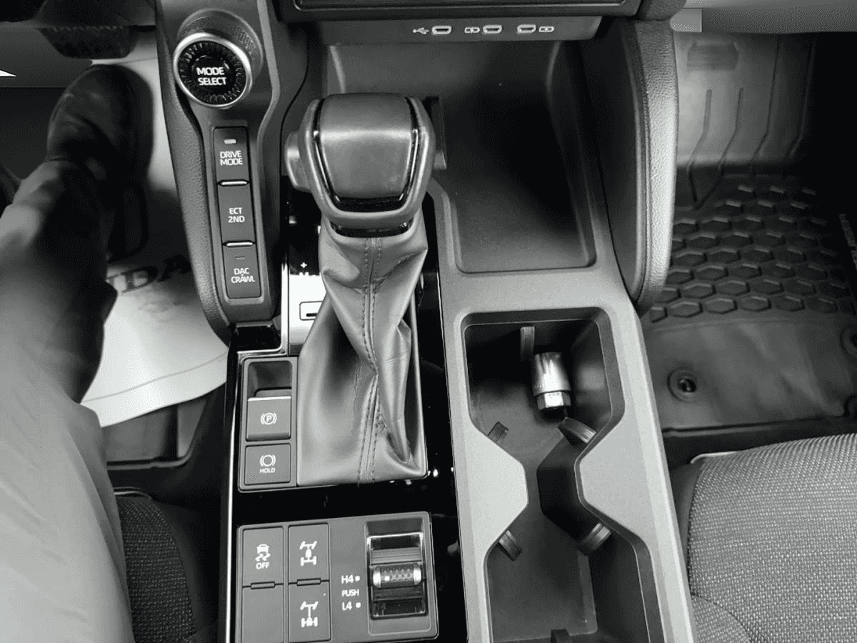 Image 19 Toyota Land Cruiser Base - Bas Kilometrage - 2024