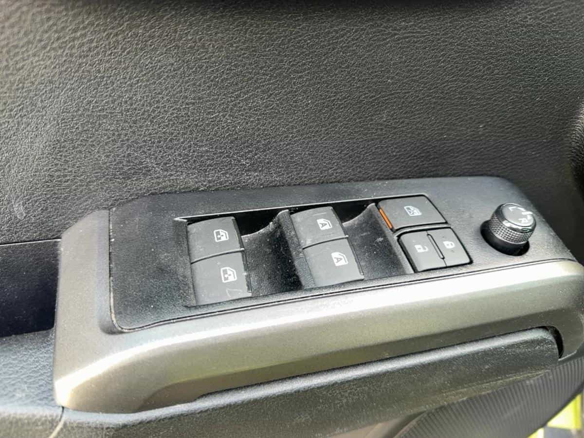 2023 Toyota Tacoma Double Cab* Sieges Chauffant* Camera 360* Cuir* - Image 11