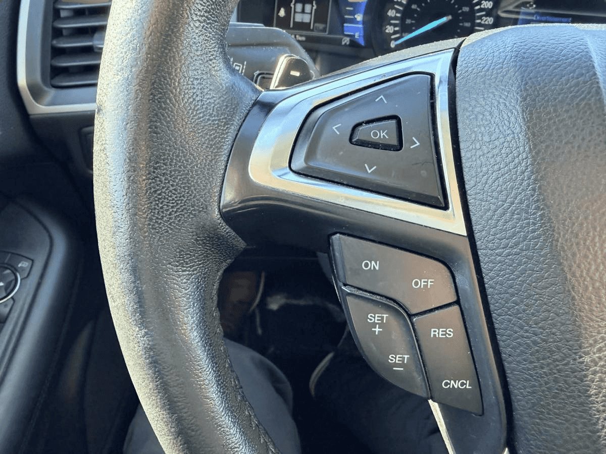 2022 Ford Edge Sel Ti - Image 12