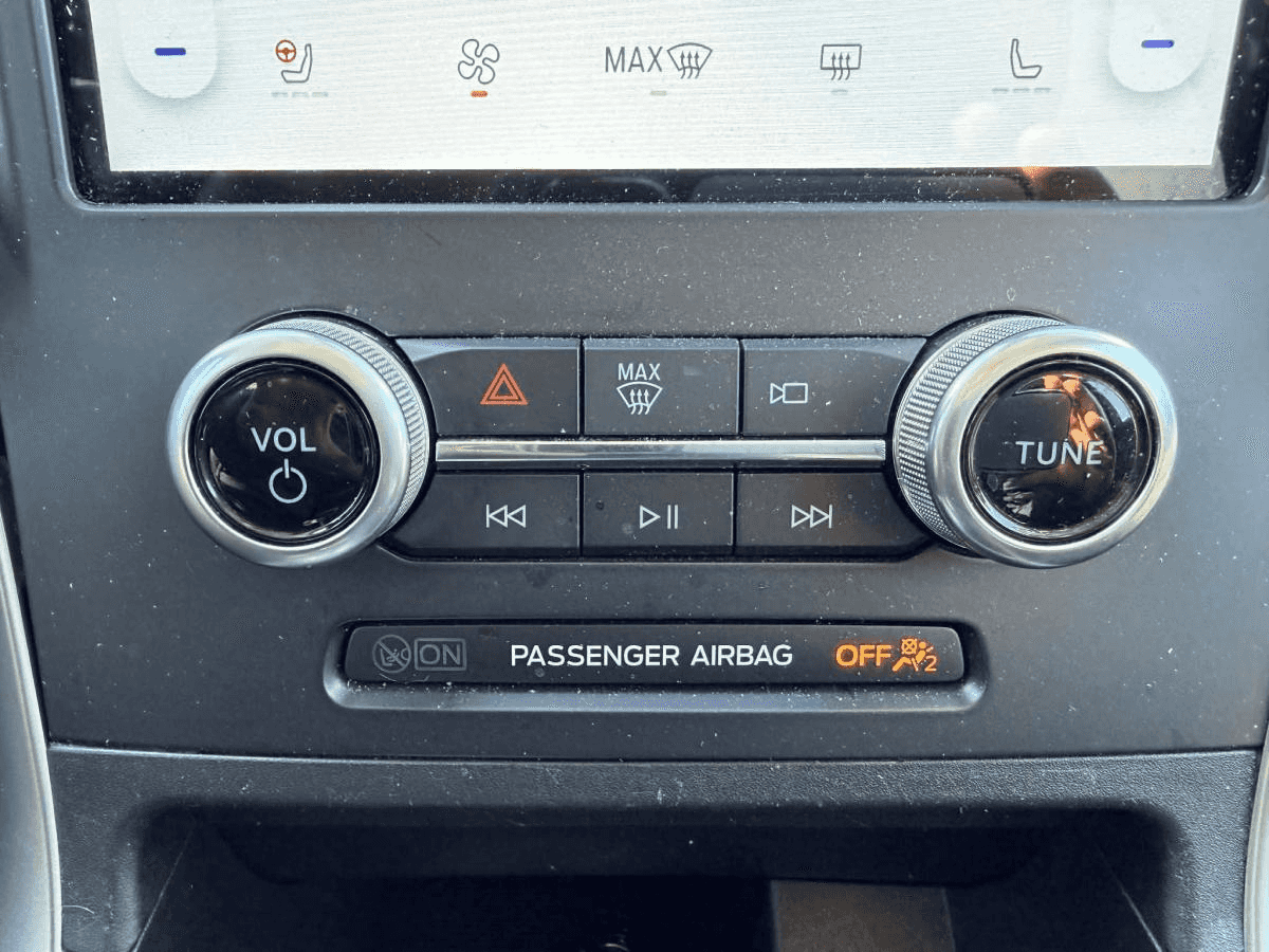 2022 Ford Edge Sel Ti - Image 14