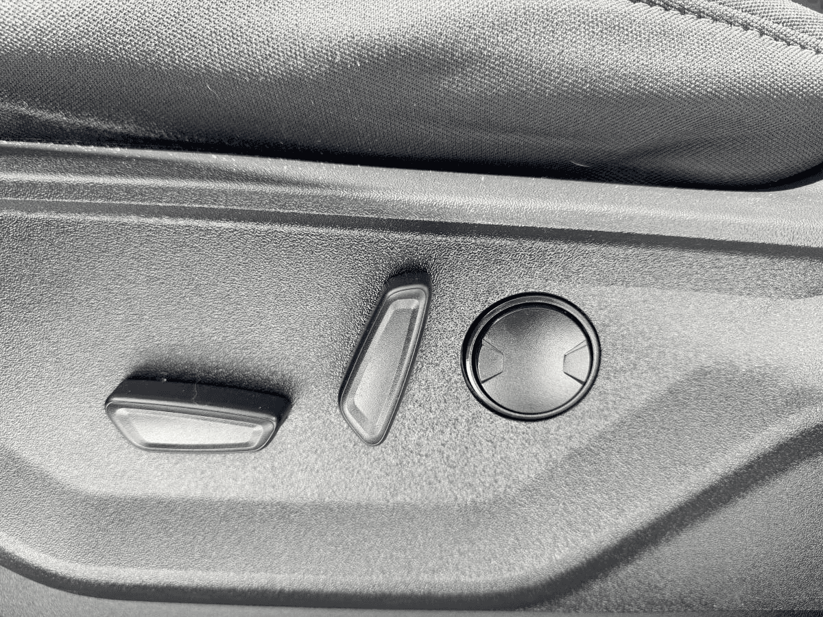 Image 14 Ford F-150 XLT cabine SuperCrew 4RM caisse de 5,5 pi 2023