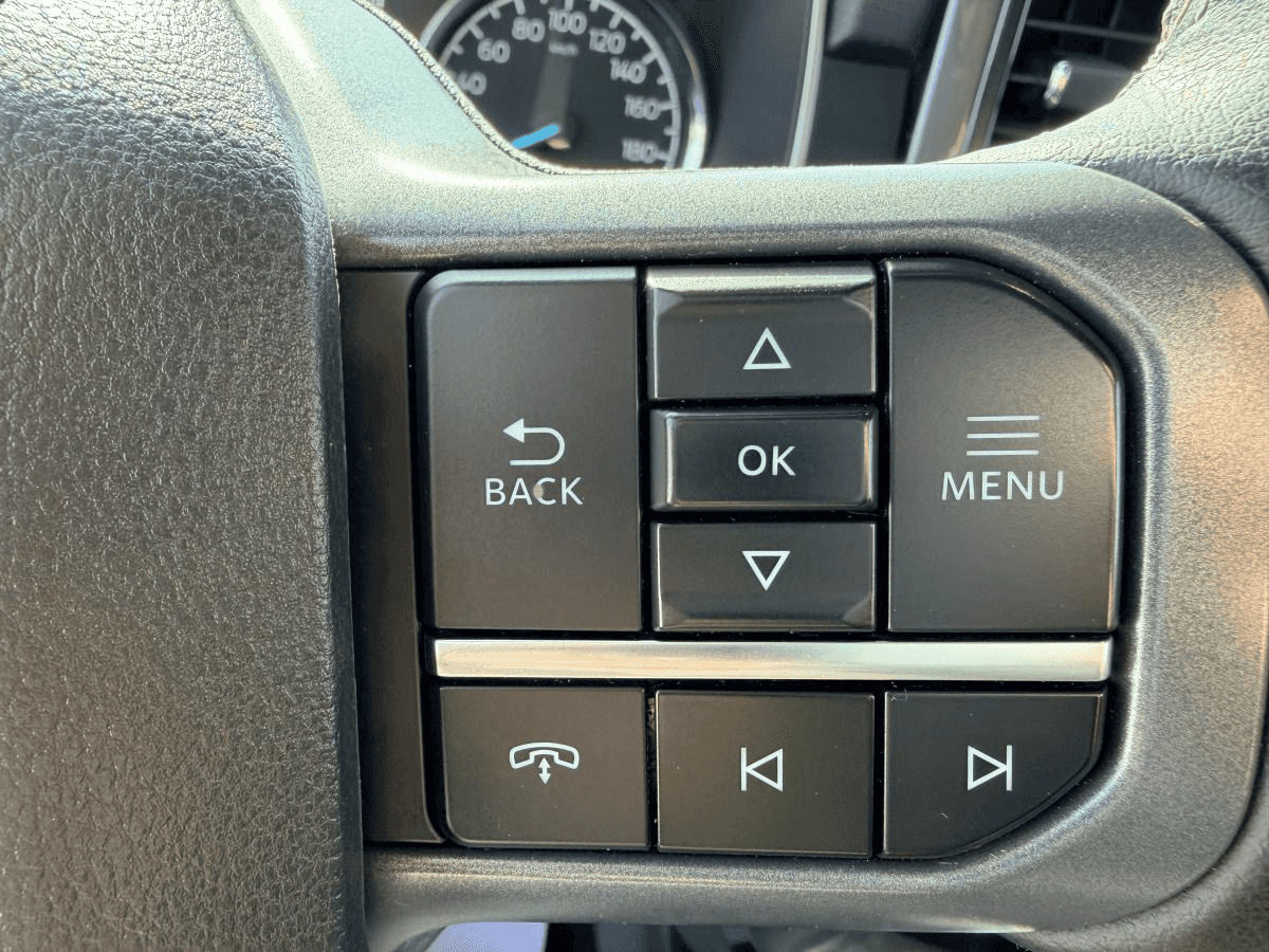 2023 Ford F-150 XLT cabine SuperCrew 4RM caisse de 5,5 pi - Image 20