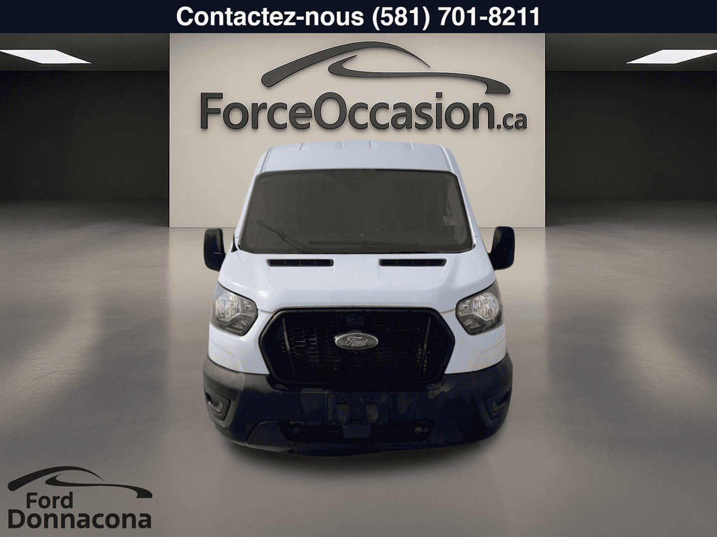 2024 Ford Transit Cargo Van T-250 PA toit moyen 148 po PNBV de 9 070 lb - Image 5