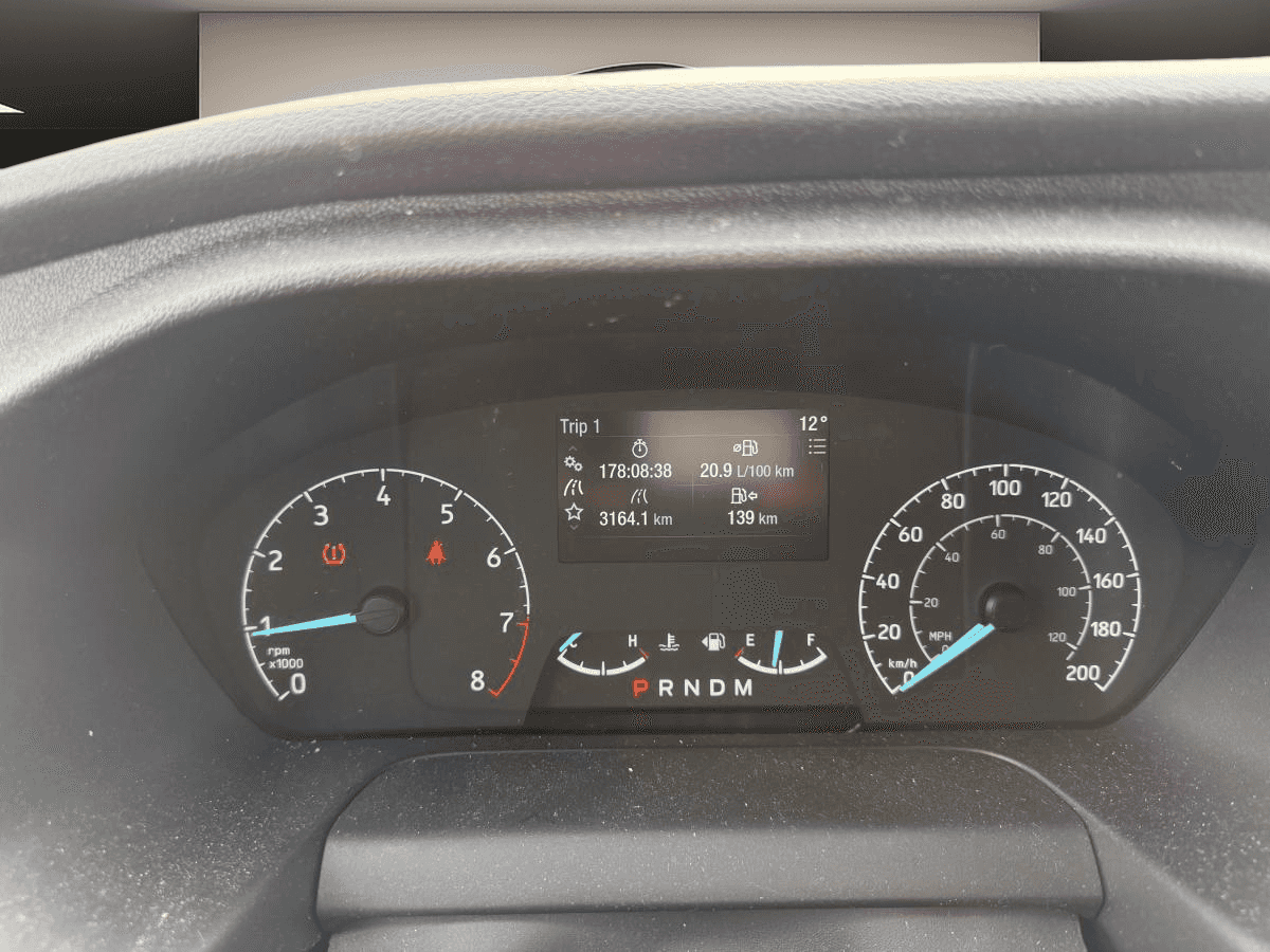 2025 Ford Transit Cargo Van T-250 TI toit bas 130 po PNBV de 9 070 lb - Image 15