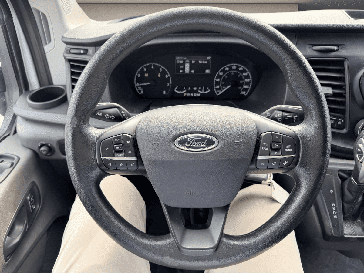2025 Ford Transit Cargo Van T-250 TI toit bas 130 po PNBV de 9 070 lb - Image 16