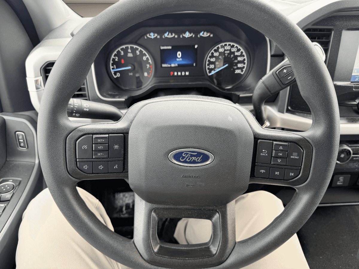 2023 Ford F-150 XLT cabine SuperCrew 4x4 Boîte de 5,5 pi - Image 19