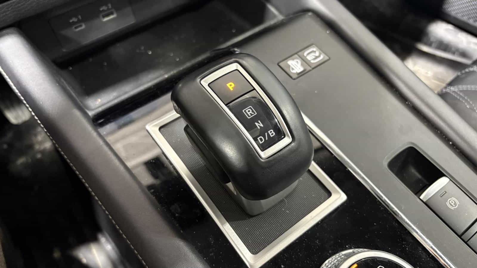 Image 28 Mitsubishi Outlander PHEV Sel S *Awd *Caméra 360 *Toit Pano *Cuir *Bizone 2023