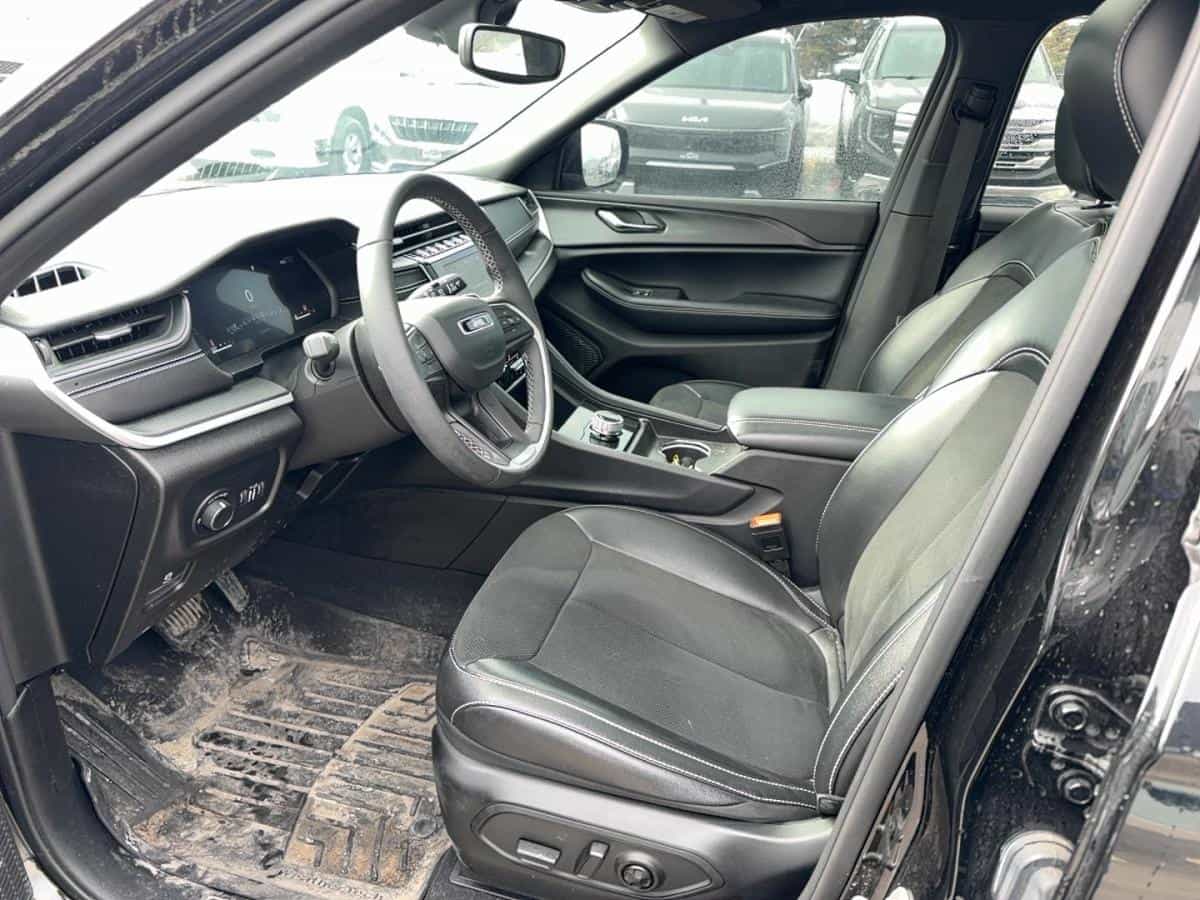 2024 Jeep Grand Cherokee L Altitude* Volant Chauffant* Sieges Chauffant* Toit* - Image 10