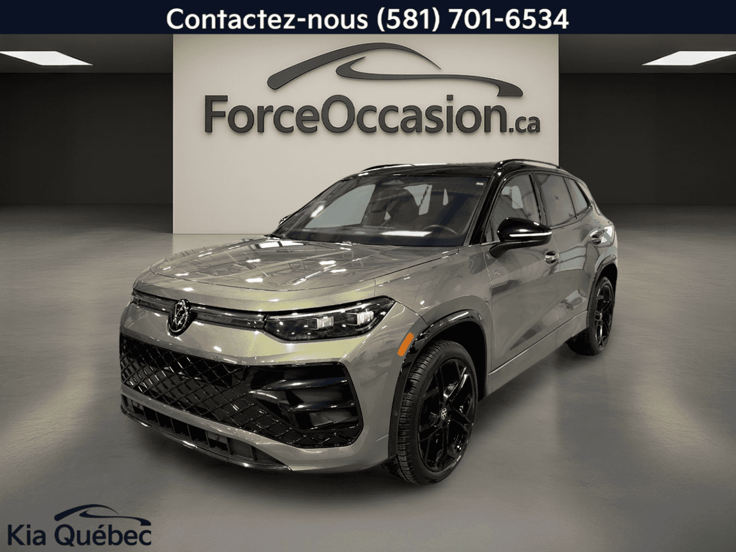 2025 Volkswagen Tiguan Comfortline R-Line Black Edition* Volant Chauffant* Toit Pano* - Image 1