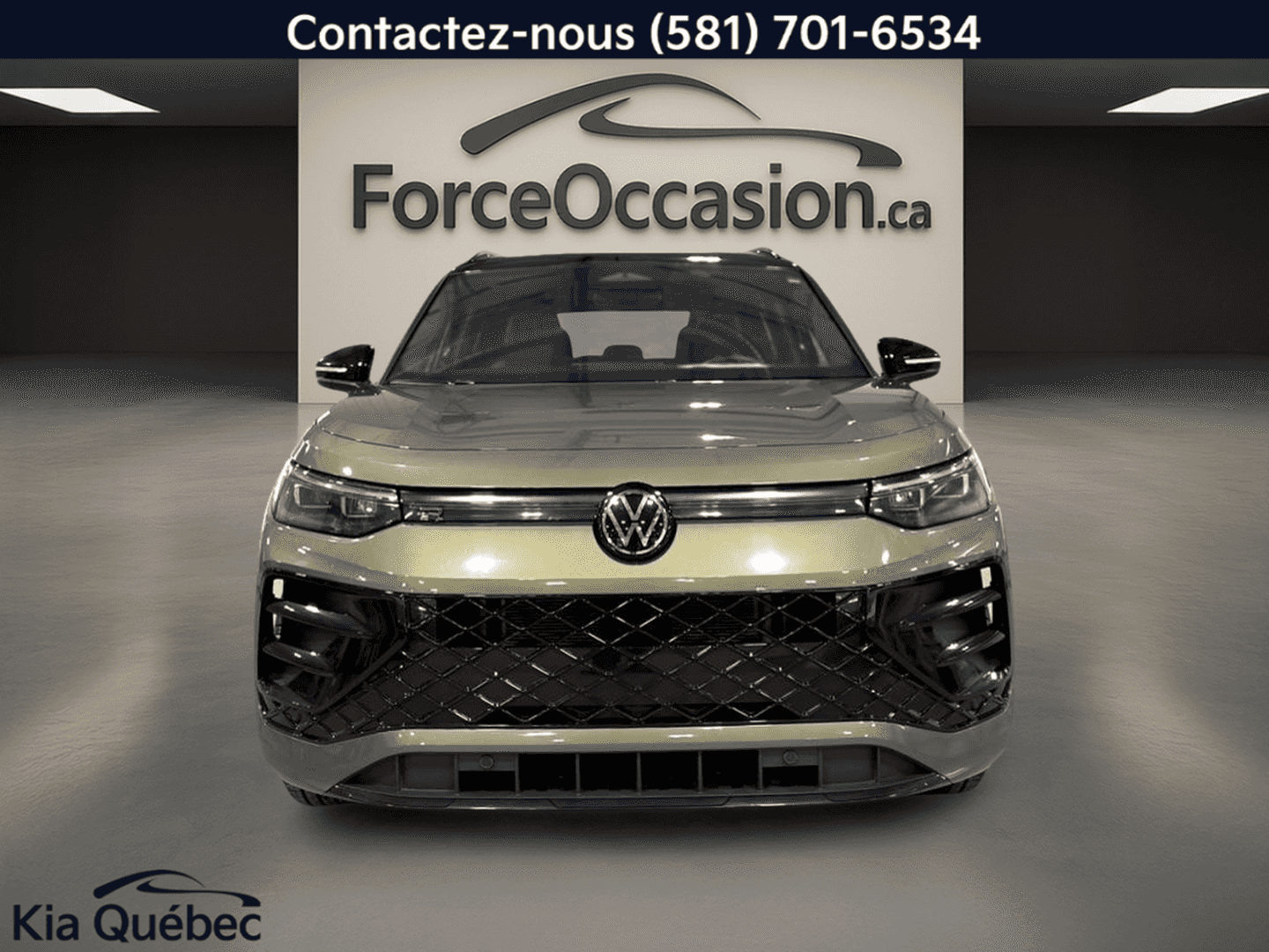 2025 Volkswagen Tiguan Comfortline R-Line Black Edition* Volant Chauffant* Toit Pano* - Image 4