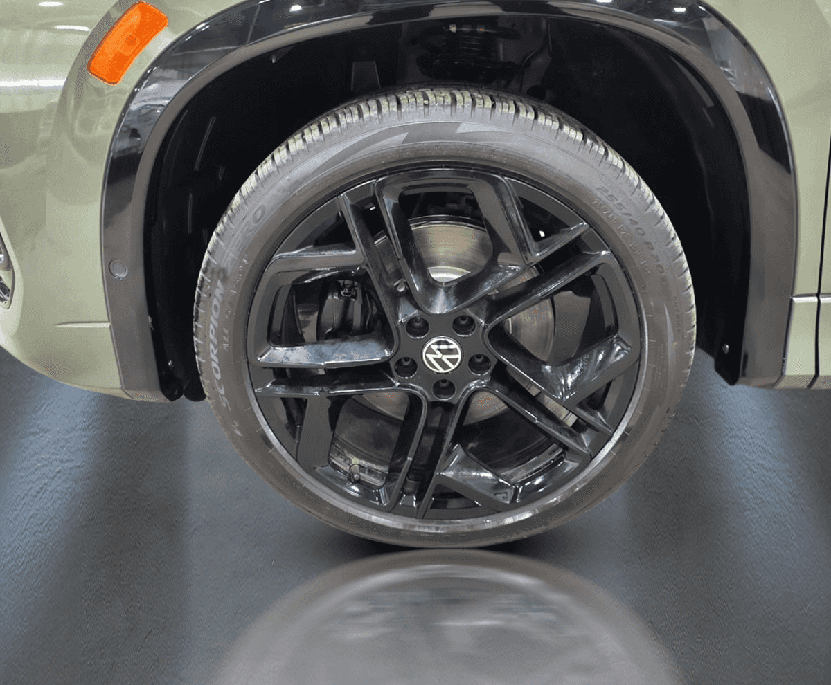 2025 Volkswagen Tiguan Comfortline R-Line Black Edition* Volant Chauffant* Toit Pano* - Image 11