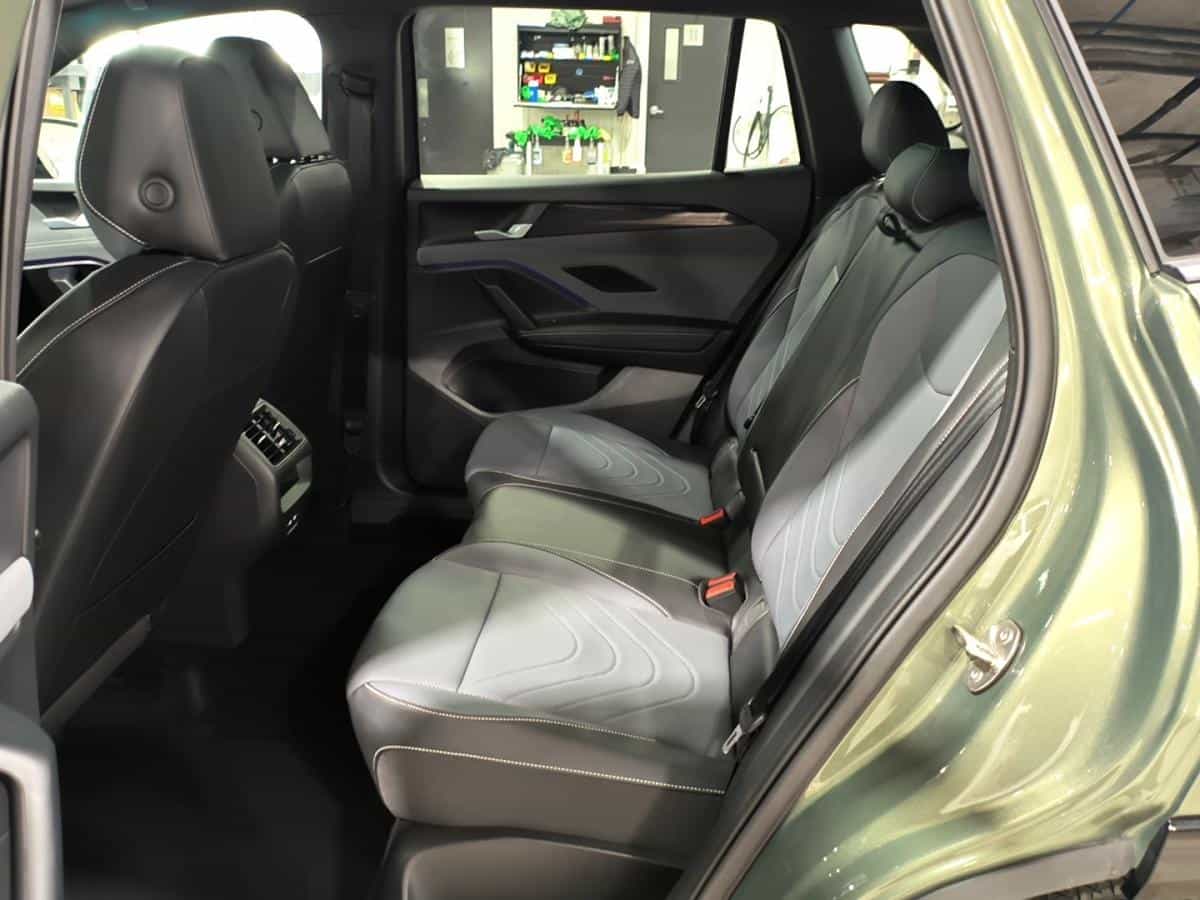 Image 26 Volkswagen Tiguan Comfortline R-Line Black Edition* Volant Chauffant* Toit Pano* 2025