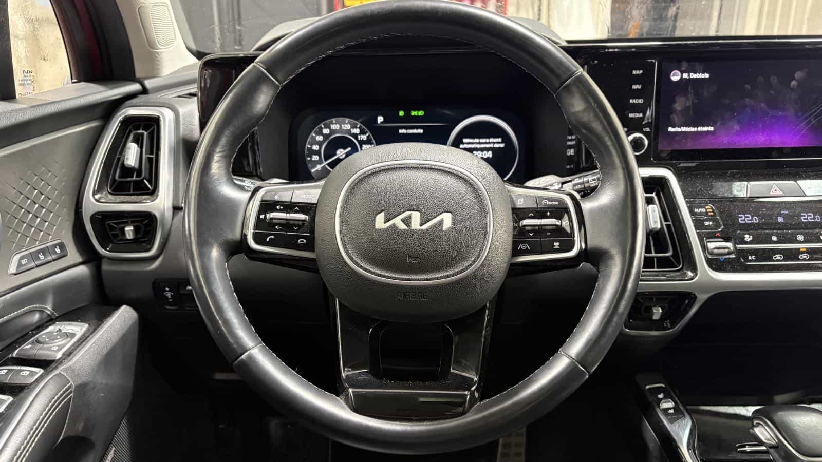 2022 Kia Sorento Sx Turbo *Awd *Toit Pano *Cuir *Bizone *Gps *Caméra 360 - Image 10
