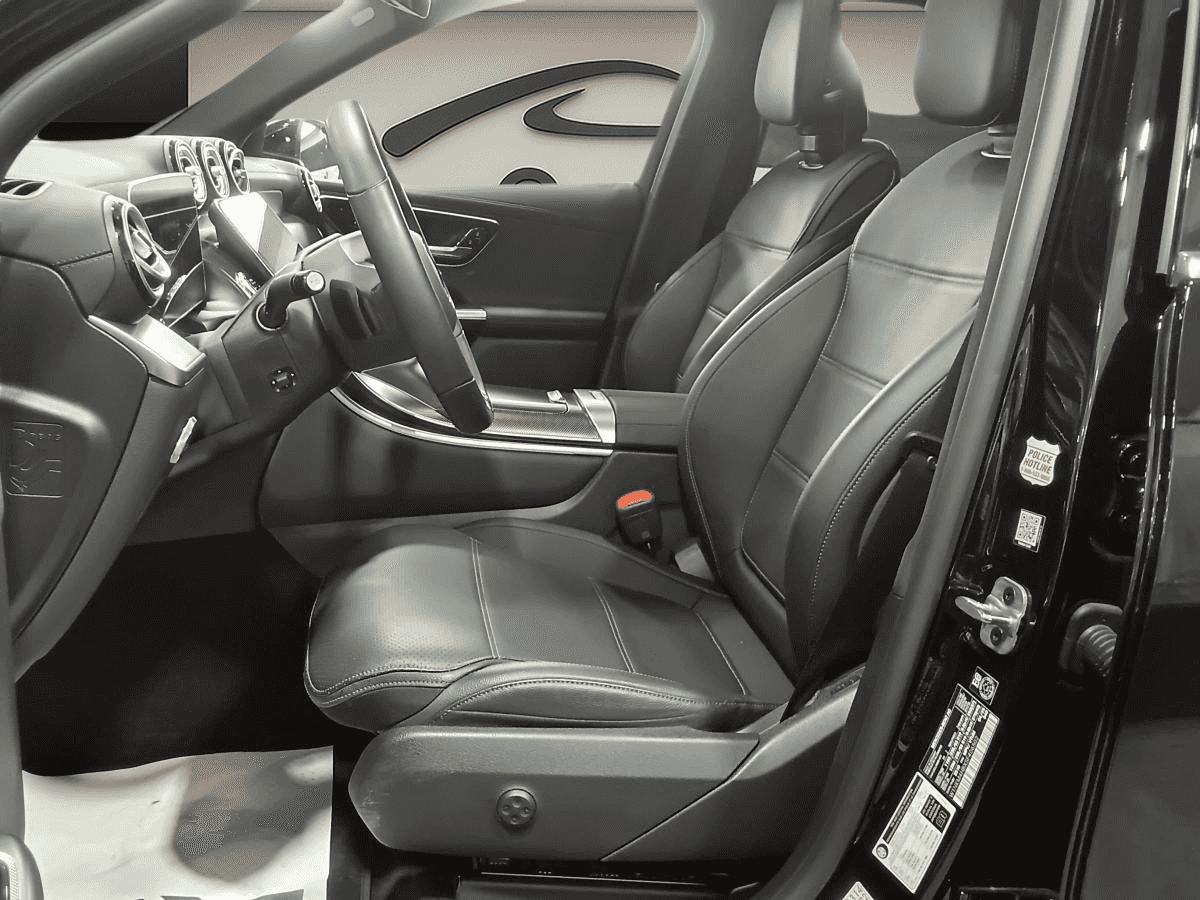 2025 Mercedes-Benz GLC Glc 300 4Matic * 255Hp * Caméra * Carplay * Sièges Chauff * - Image 6