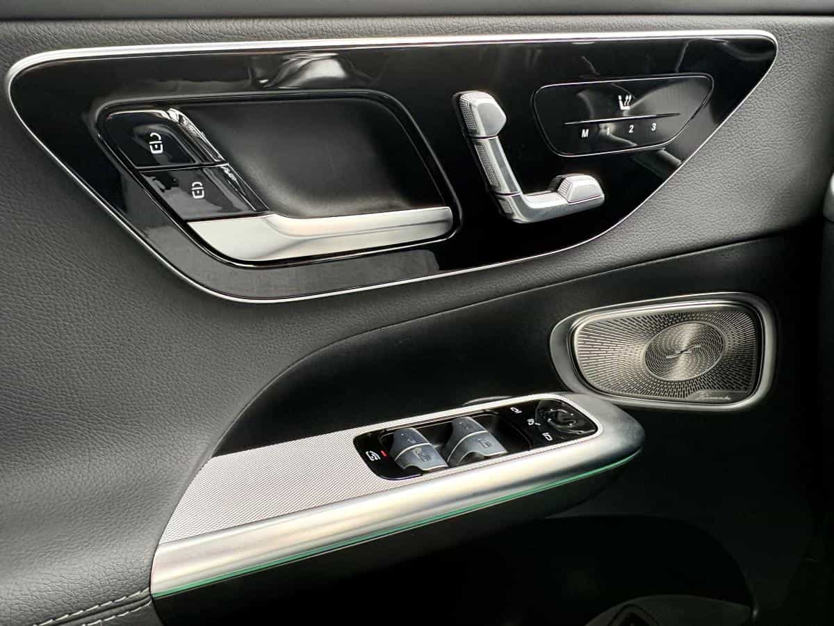 2025 Mercedes-Benz GLC 300 Glc 300 4Matic * 255Hp * Caméra * Carplay * Sièges Chauff * - Image 19