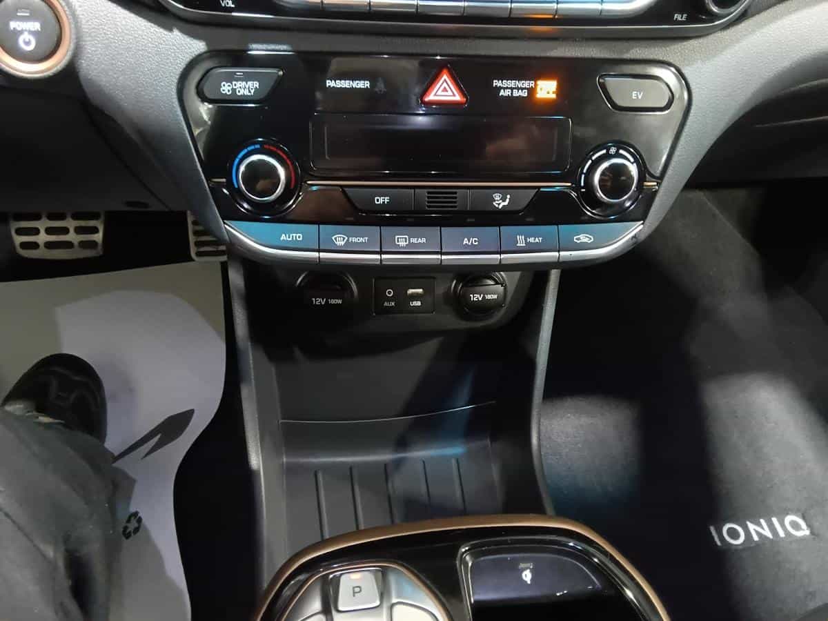 2018 Hyundai Ioniq Electric Limited *CUIR *TOIT *GPS *AUDIO INFINITY *VOLANT CHAUFFANT - Image 26
